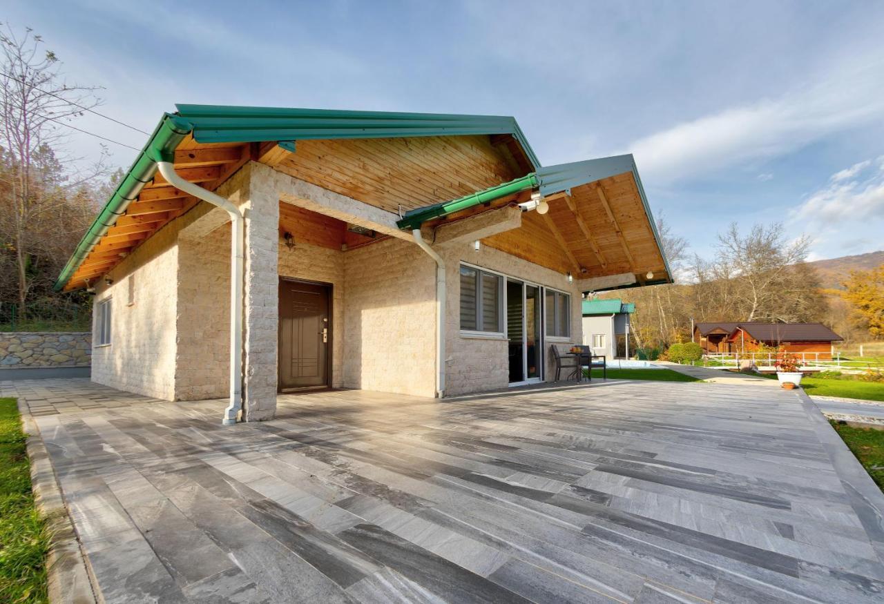 Forest Lodges كونييتش المظهر الخارجي الصورة