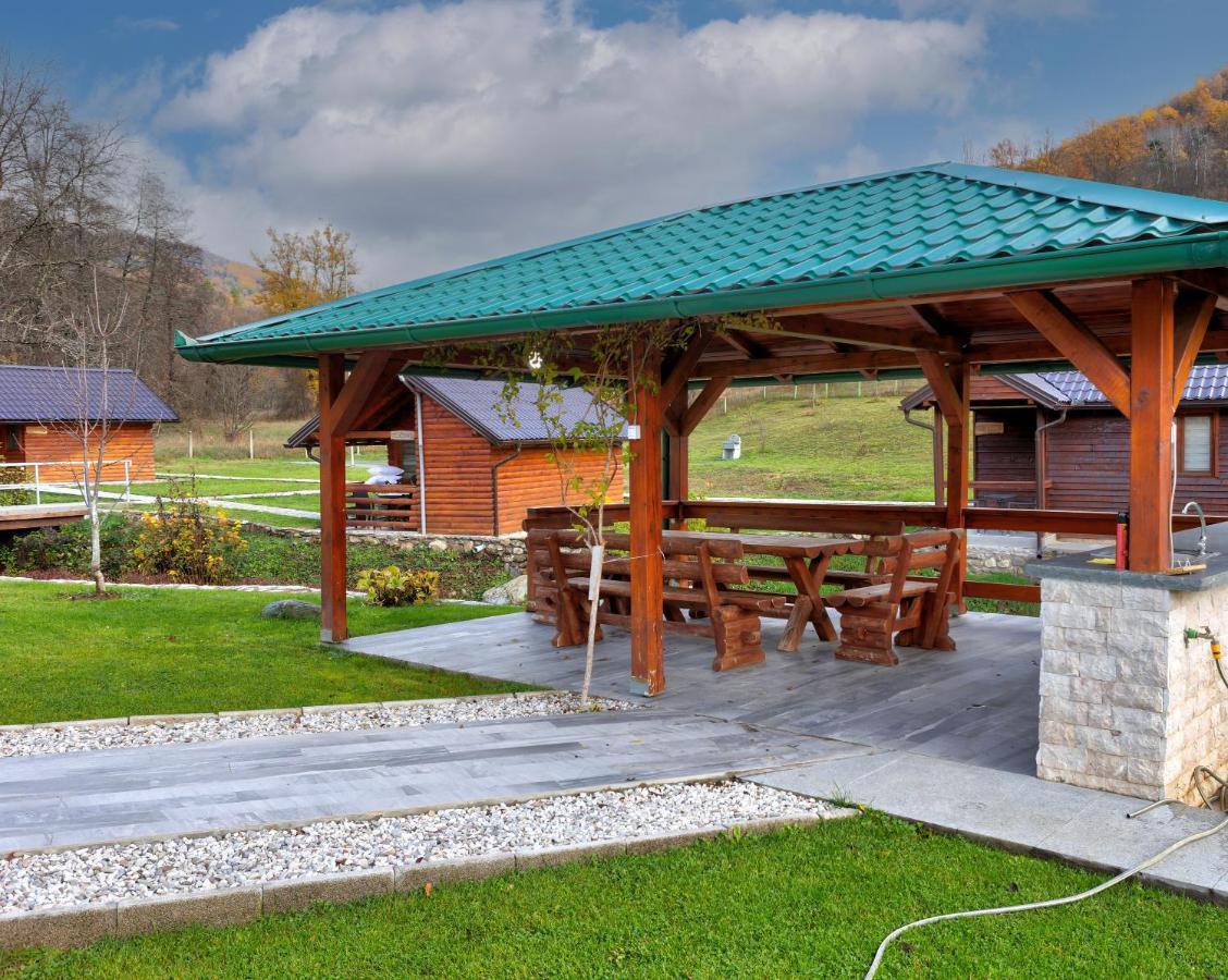 Forest Lodges كونييتش المظهر الخارجي الصورة