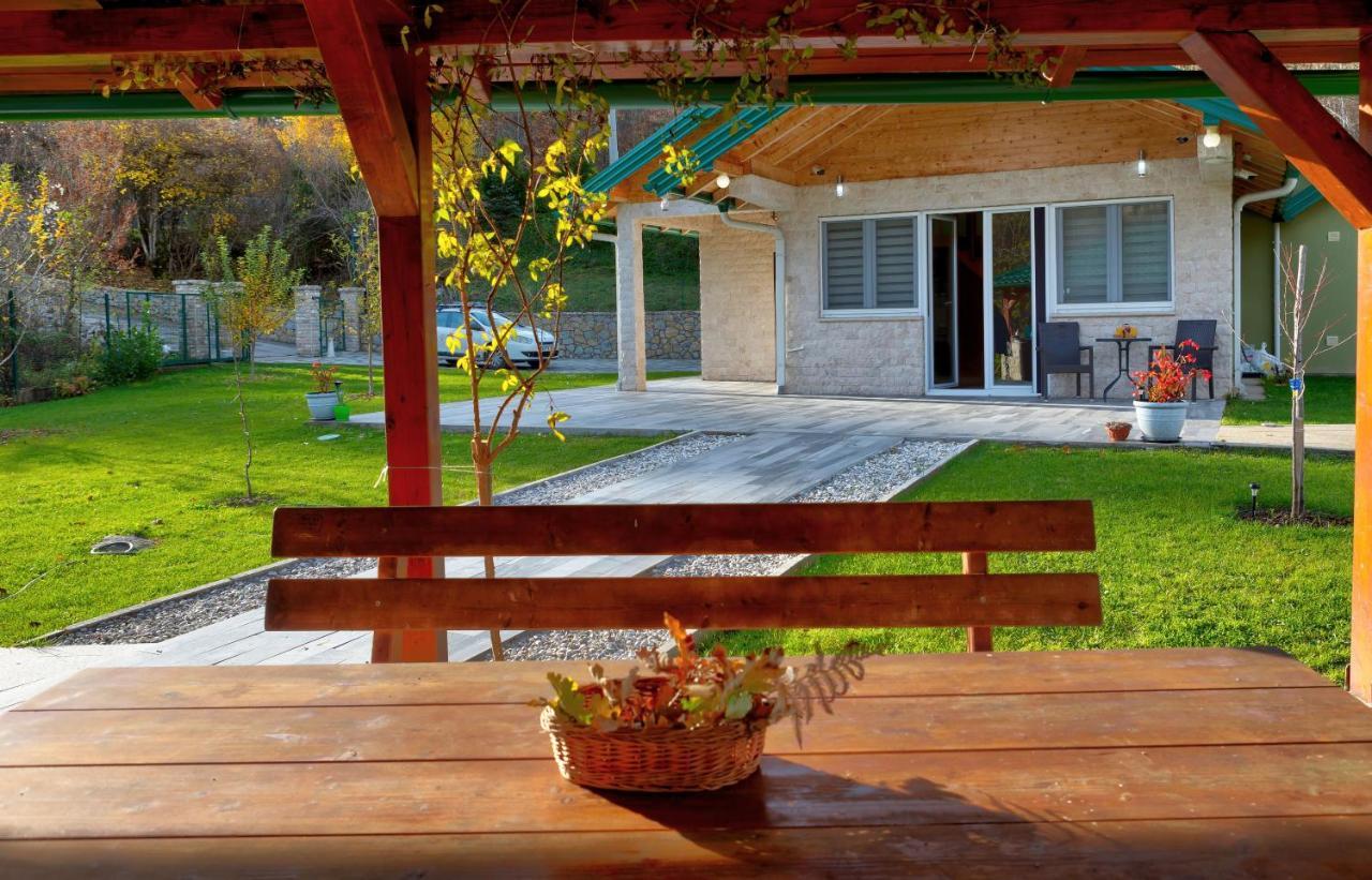 Forest Lodges كونييتش المظهر الخارجي الصورة